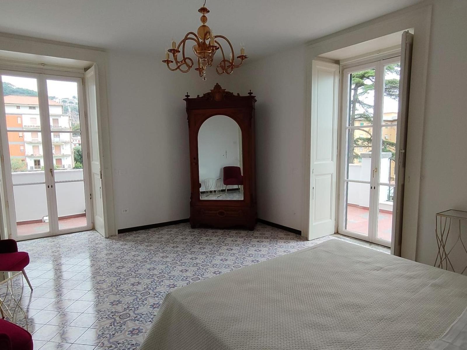 ホテル Casa Enzina ソレント エクステリア 写真
