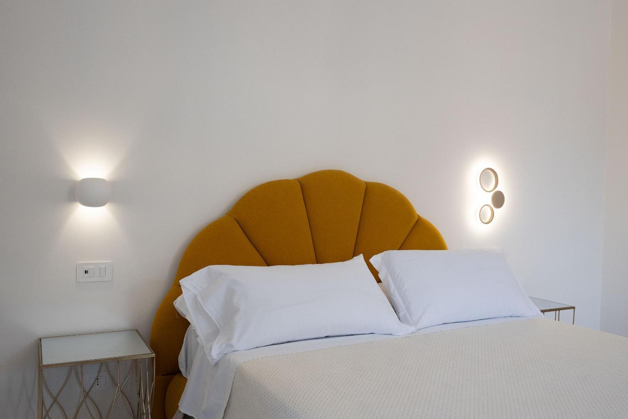 ホテル Casa Enzina ソレント エクステリア 写真